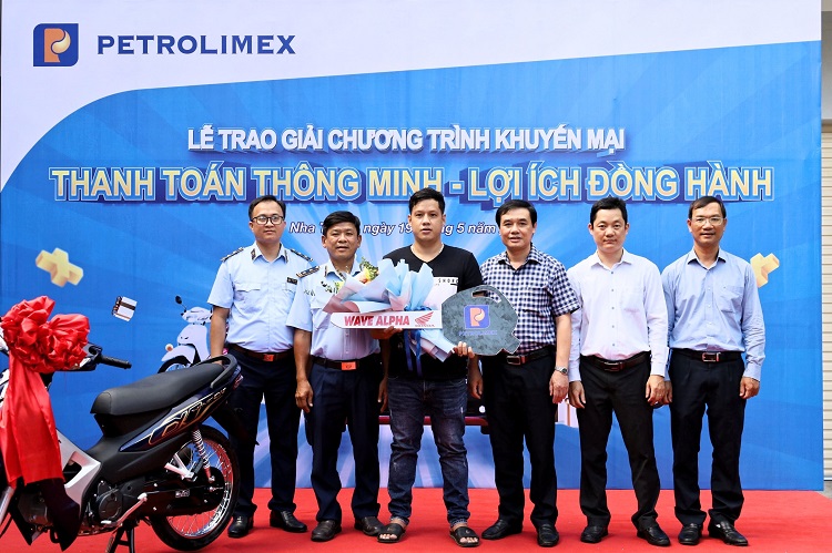 Petrolimex trao giải “Thanh toán thông minh – Lợi ích đồng hành” tại Khánh Hòa, Phú Yên