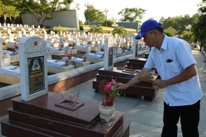 Petrolimex dâng hương tri ân các anh hùng liệt sĩ tại Quảng Trị