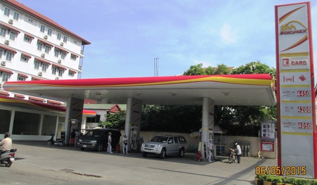 Thuế và phí trong giá bán lẻ xăng dầu tại Campuchia
