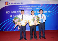 Hội nghị Tổng kết công tác năm 2011 và Đại hội Đại biểu CNVC năm 2012 - Công ty Xăng dầu Tây Nam Bộ