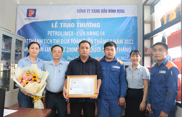 Petrolimex Bình Định vinh danh 3 CHXD xuất sắc trong thi đua tháng 7/2022