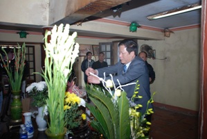 Petrolimex tổ chức Lễ dâng hương lên Lãnh tụ Nguyễn Đức Cảnh