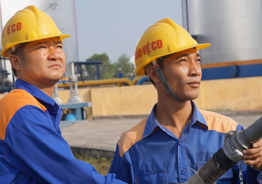 Petrolimex Quảng Ninh thực tập "phương án chữa cháy kho xăng dầu K131”