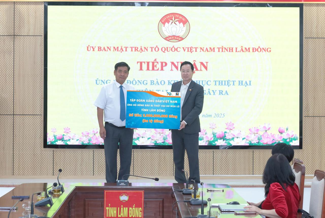 Petrolimex ủng hộ 3 tỷ đồng giúp đỡ nhân dân tỉnh Lâm Đồng khắc phục hậu quả thiên tai