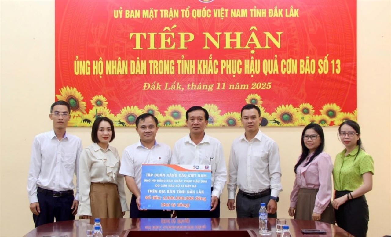 Petrolimex ủng hộ 2 tỷ đồng hỗ trợ tỉnh Đắc Lắk khắc phục thiệt hại sau bão số 13 (Bão Kalmaegi)