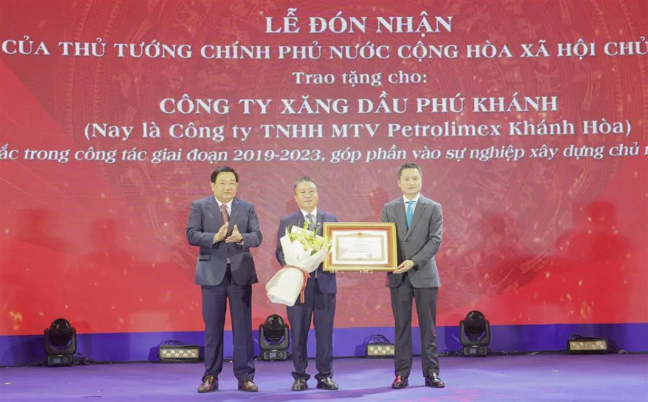 Công ty TNHH MTV Petrolimex Khánh Hòa tổ chức Lễ kỷ niệm 50 năm Ngày thành lập