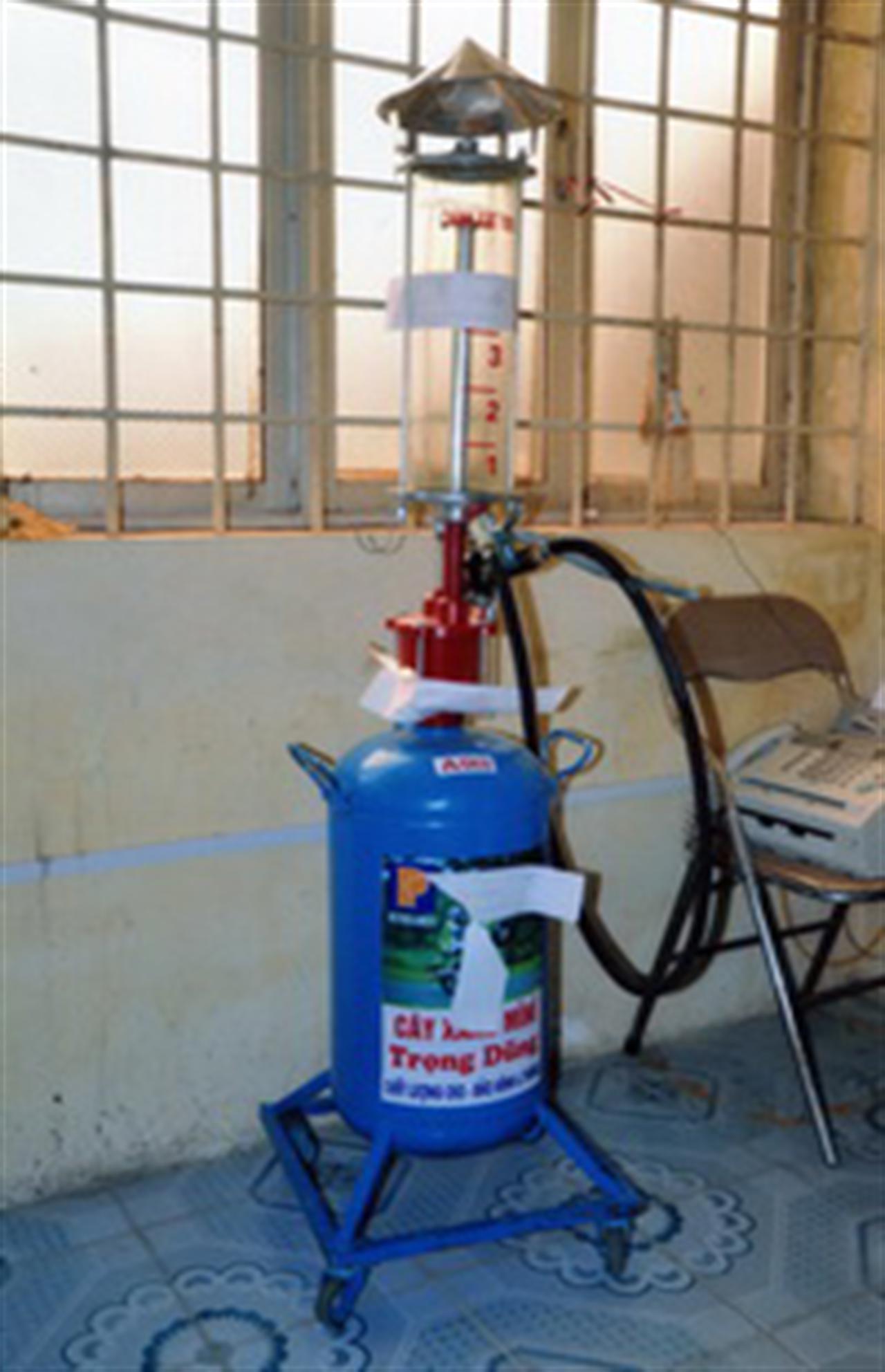 Petrolimex không sản xuất, lưu thông cái gọi là “cây xăng mi-ni”