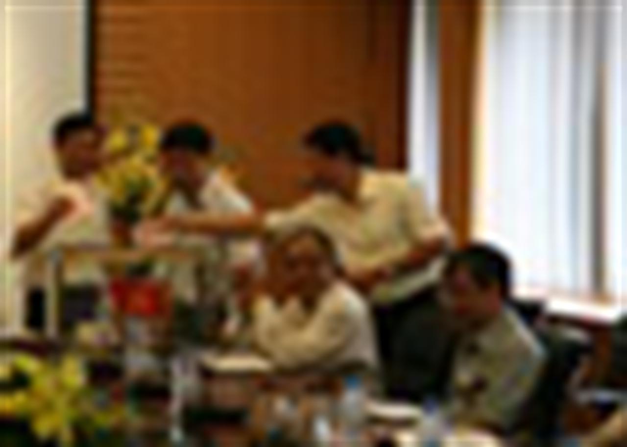 Ban chấp hành Đảng bộ Tổng công ty Xăng dầu Việt Nam Khóa II (Nhiệm kỳ 2010-2015) họp phiên đầu tiên để kiện toàn công tác nhân sự