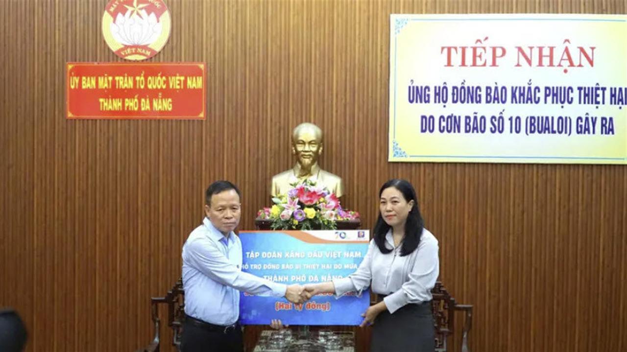 Petrolimex ủng hộ hai tỷ đồng hỗ trợ khắc phục hậu quả do mưa lũ gây ra trên địa bàn Thành phố Đà Nẵng