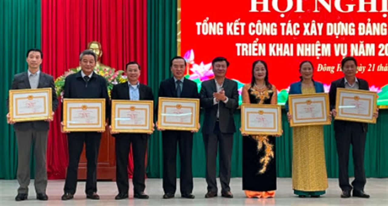 Đảng bộ Petrolimex Quảng Trị được vinh danh "Trong sạch, vững mạnh" tiêu biểu 2020