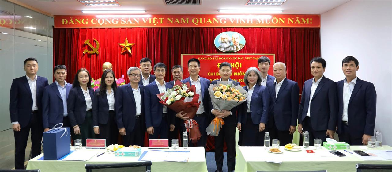 Các Chi bộ trực thuộc Đảng uỷ Tập đoàn Xăng dầu Việt Nam tổ chức thành công Đại hội Chi bộ, nhiệm kỳ 2025 – 2027