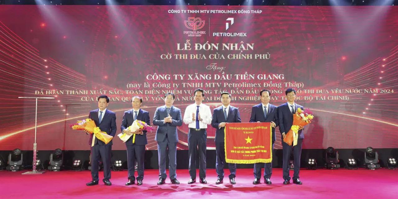 50 năm Petrolimex Đồng Tháp: Tiếp nối truyền thống - Vững bước tương lai