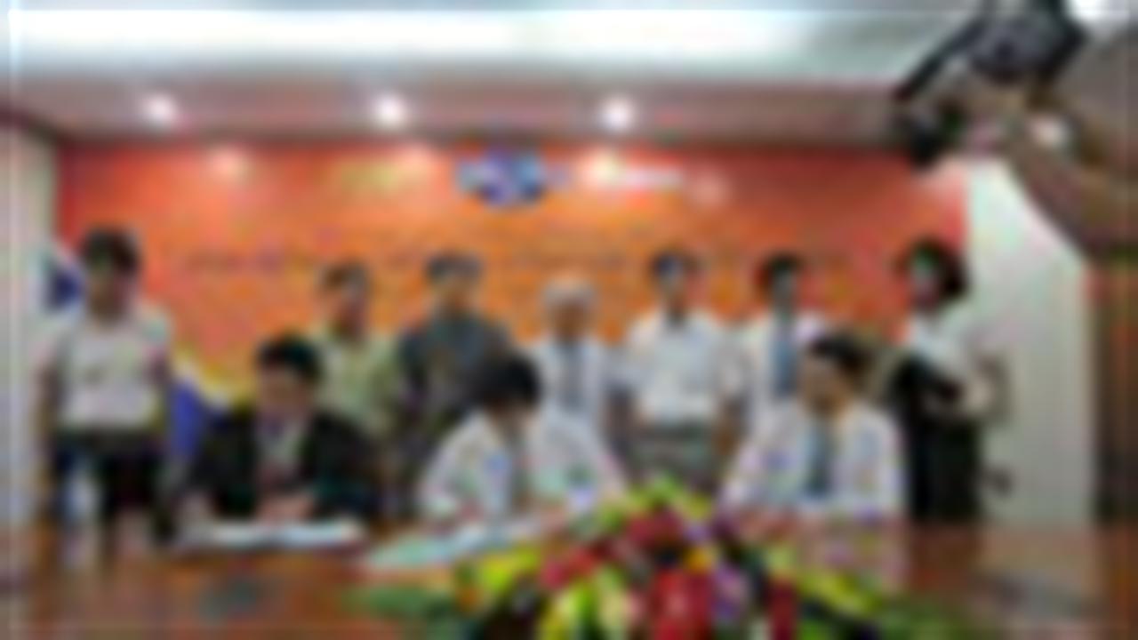 Lễ ký kết hợp đồng tài trợ tín dụng và bảo lãnh thanh toán giữa Ngân hàng xăng dầu Petrolimex, Ngân hàng Indovina - Chi nhánh Đống Đa và Công ty cổ phần Vận tải hoá dầu VP