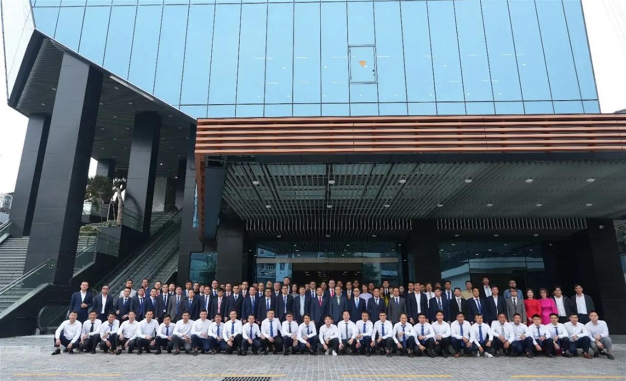 Petrolimex Aviation dâng hương và tham quan Bảo tàng Tập đoàn Xăng dầu Việt Nam