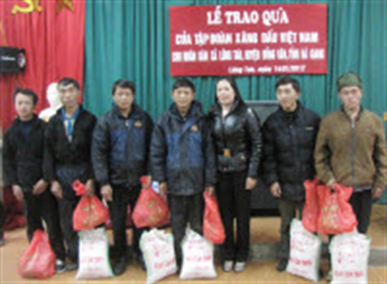 Xuân về trên cao nguyên đá Đồng Văn