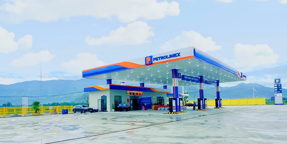 Khánh thành đưa Petrolimex - Cửa hàng 228 vào hoạt động