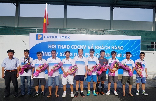 Ngày hội truyền thống của CBCNV với Khách hàng năm 2015