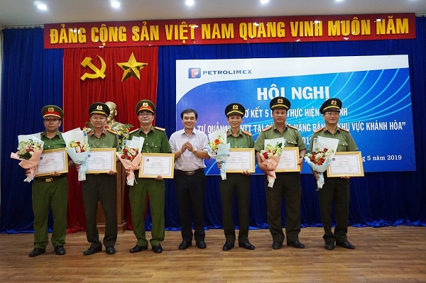 CHXD Petrolimex Khánh Hòa là mô hình tự quản kiểu mẫu về ANTT