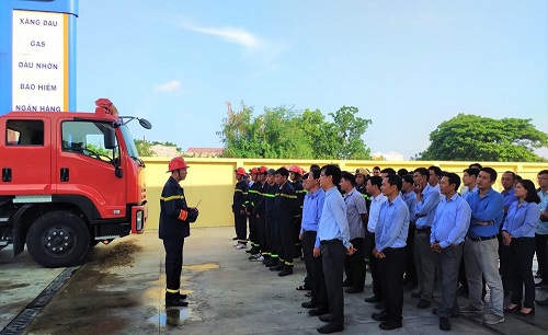 Diễn tập phương án chữa cháy tại CHXD số 9 - CNXD Ninh Thuận