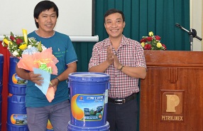 Petrolimex Phú Yên đồng hành cùng ngư dân ra khơi bám biển