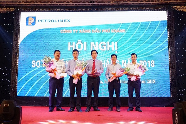Phấn đấu hoàn thành KH 2018