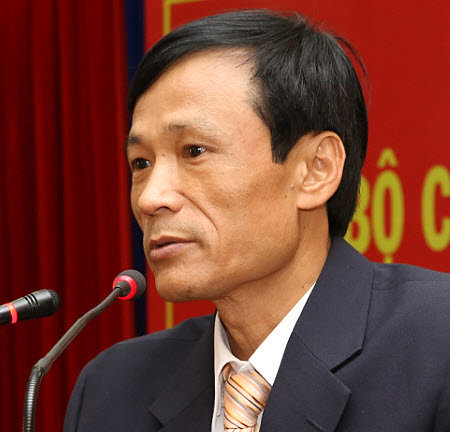 Em là cô Tấm của anh Xăng dầu