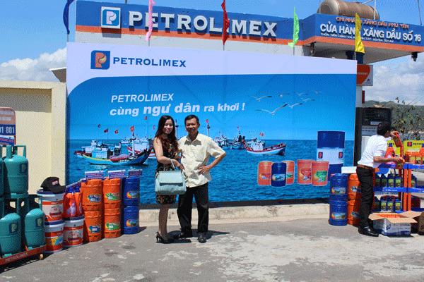 Petrolimex cùng ngư dân ra khơi