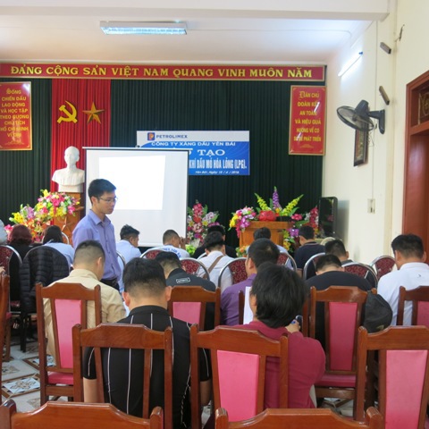 Khai giảng lớp nghiệp vụ kinh doanh LPG