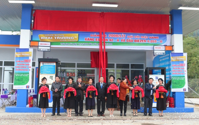 Khai trương PETROLIMEX - CỬA HÀNG 34 - xã Minh Tiến, huyện Lục Yên, tỉnh Yên Bái