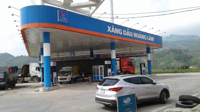 Công ty TNHH Thương mại & Phát triển Hoàng Lâm đã tháo gỡ dấu hiệu nhận diện xâm phạm của  Petrolimex
