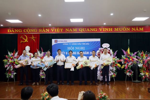 Petrolimex Yên Bái - Sơ kết công tác kinh doanh 6 tháng đầu năm và triển khai nhiệm vụ, giải pháp công tác kinh doanh 6 tháng cuối năm 2024