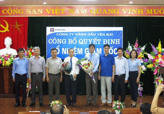 Lễ công bố và trao quyết định bổ nhiệm Giám đốc - Công ty Xăng dầu Yên Bái