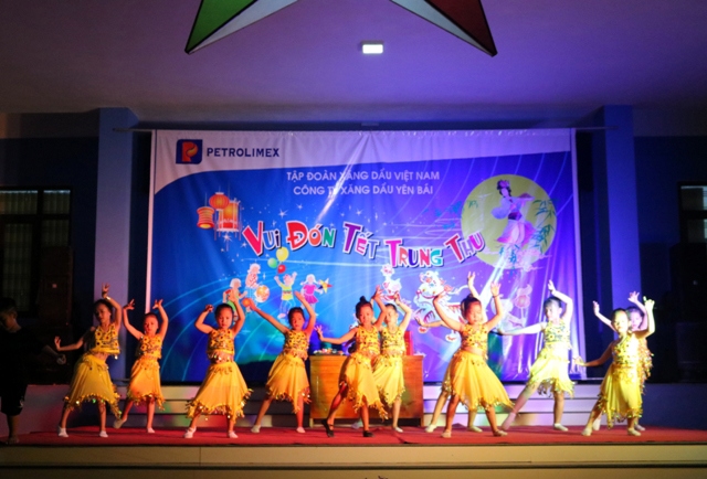 Petrolimex Yên Bái- "Cùng em tôi vui tết Trung thu 2019"