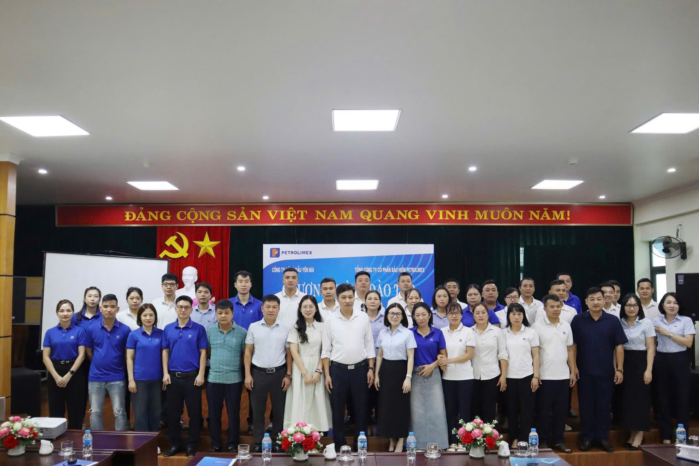 Công ty Xăng dầu Yên Bái phối hợp với Bảo hiểm Pjico tổ chức đào tạo, thi cấp chứng chỉ đại lý bảo hiểm
