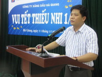 Chăm lo các cháu thiếu niên, nhi đồng