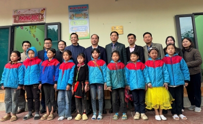 Khánh thành Thư viện tại Trường PTDTBT Tiểu học Ngam La, huyện Yên Minh