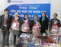 Gặp mặt CBCNV hưu trí nhân dịp năm mới - Xuân Qúy Tỵ 2013