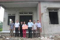Hỗ trợ kinh phí xóa nhà tạm, góp phần xây dựng nông thôn mới