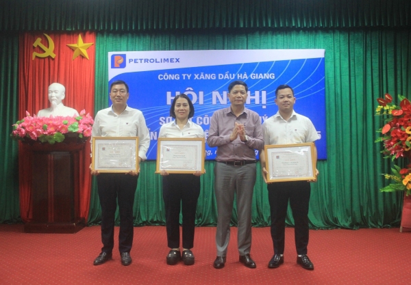 Bàn giải pháp hoàn thành nhiệm vụ năm 2025