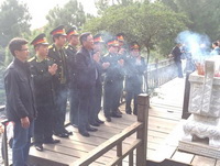 Hành trình thăm lại Chiến trường xưa