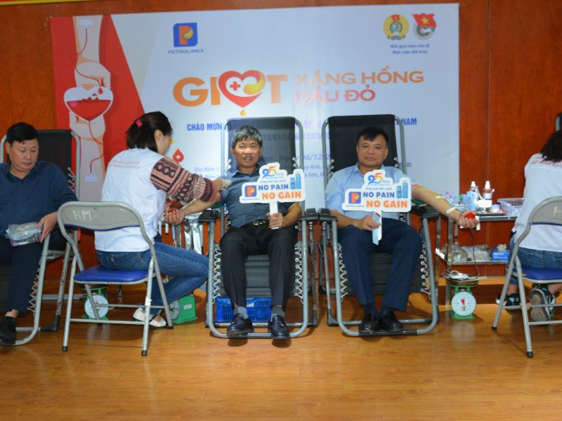 Chương trình hiến máu “Giọt Xăng hồng - Giọt Dầu đỏ” đợt 2 năm 2023