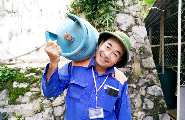 Người giữ ngọn lửa xanh trên đất Mường Muổi