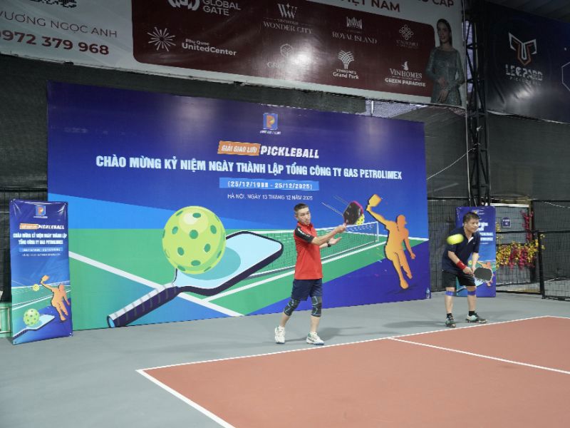 Sôi động Giải giao lưu Pickleball chào mừng kỉ niệm ngày thành lập Tổng công ty Gas Petrolimex