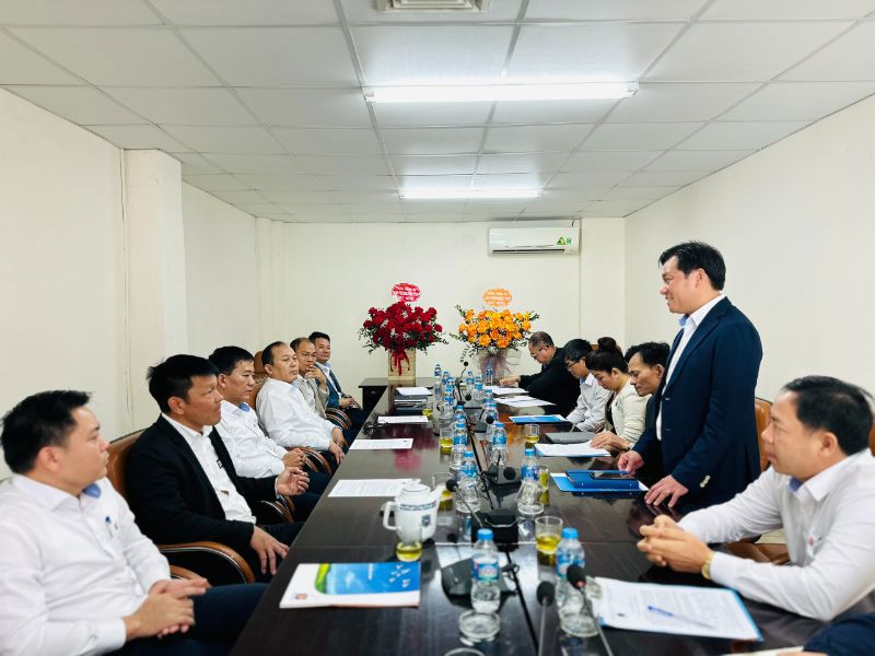 Tổng công ty Gas Petrolimex thăm và làm việc với Công ty Xăng dầu Hải Dương