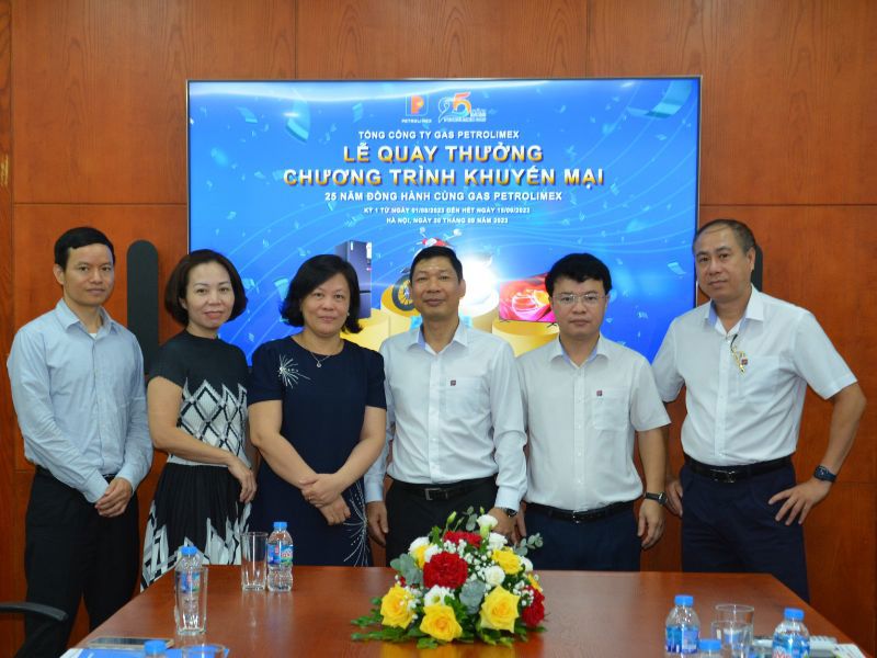 Tổ chức lễ quay thưởng chương trình khuyến mại 25 năm đồng hành cùng Gas Petrolimex