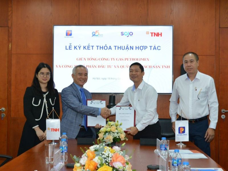 Tổng công ty Gas Petrolimex và Công ty cổ phần đầu tư và quản lý khách sạn TNH ký kết thỏa thuận hợp tác cung cấp khí dầu mỏ hóa lỏng (LPG)