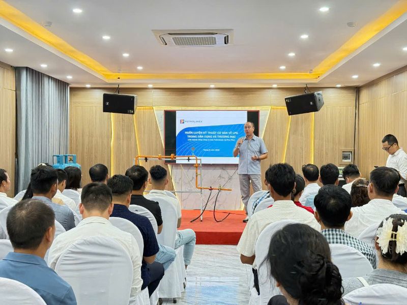 Tổng công ty Gas Petrolimex tổ chức Lớp tập huấn nghiệp vụ lắp đặt, sửa chữa, bảo dưỡng, xử lý sự cố hệ thống gas công nghiệp