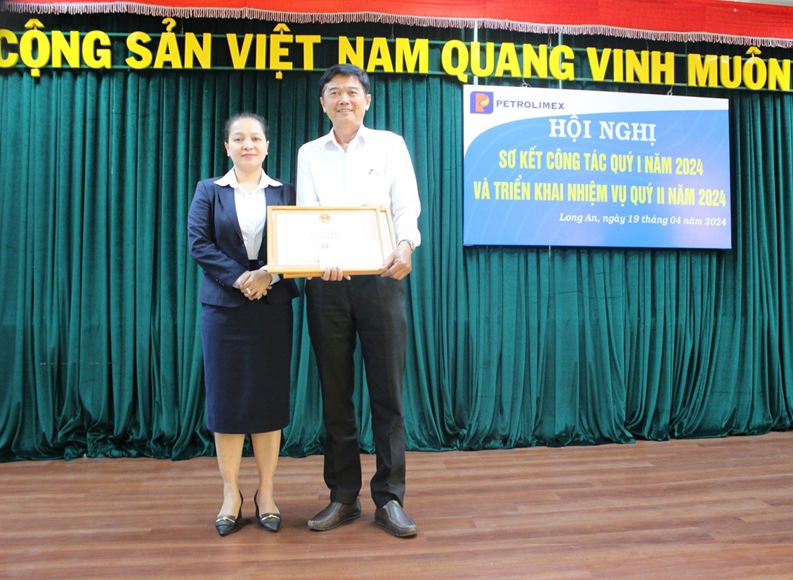 Petrolimex Long An sơ kết công tác quý I/2024
