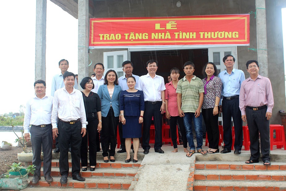 Nhà tình thương tặng gia đình đặc biệt khó khăn Nguyễn Thị Tiềm