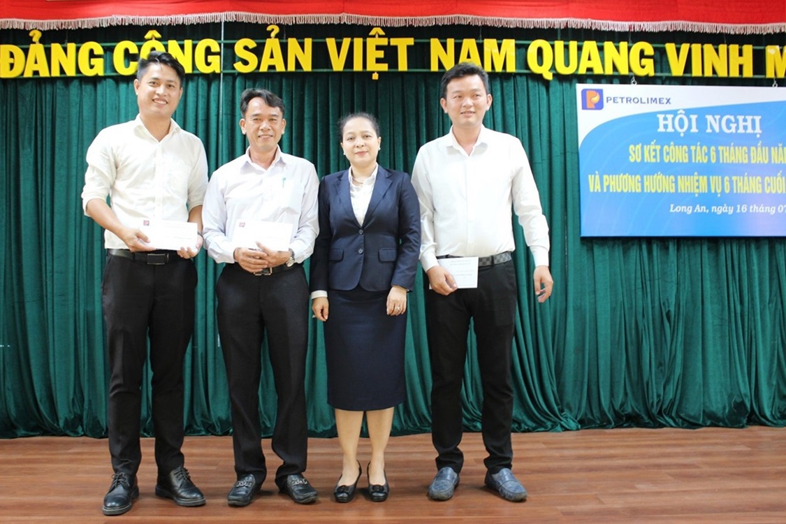 Petrolimex Long An sơ kết công tác 06 tháng đầu năm 2024